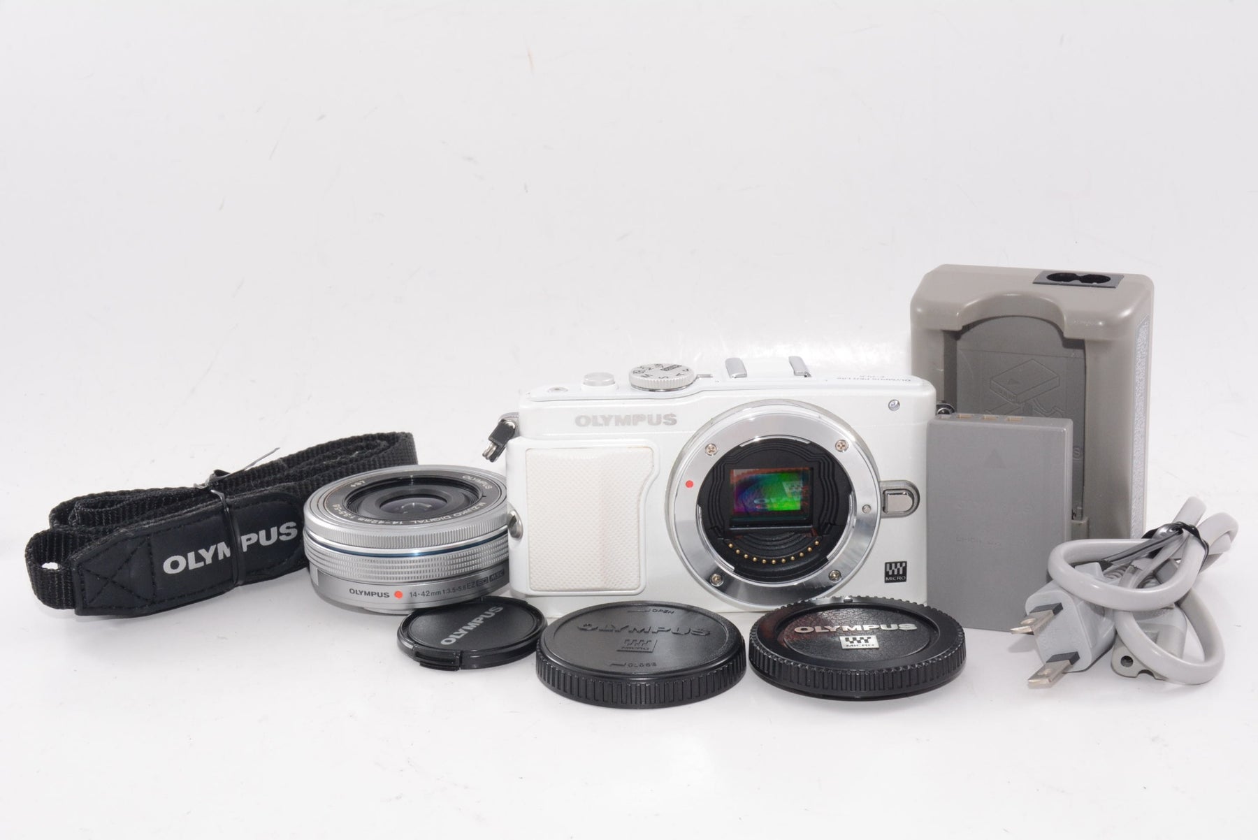 【外観並級】OLYMPUS  PEN Lite E-PL6 レンズキット