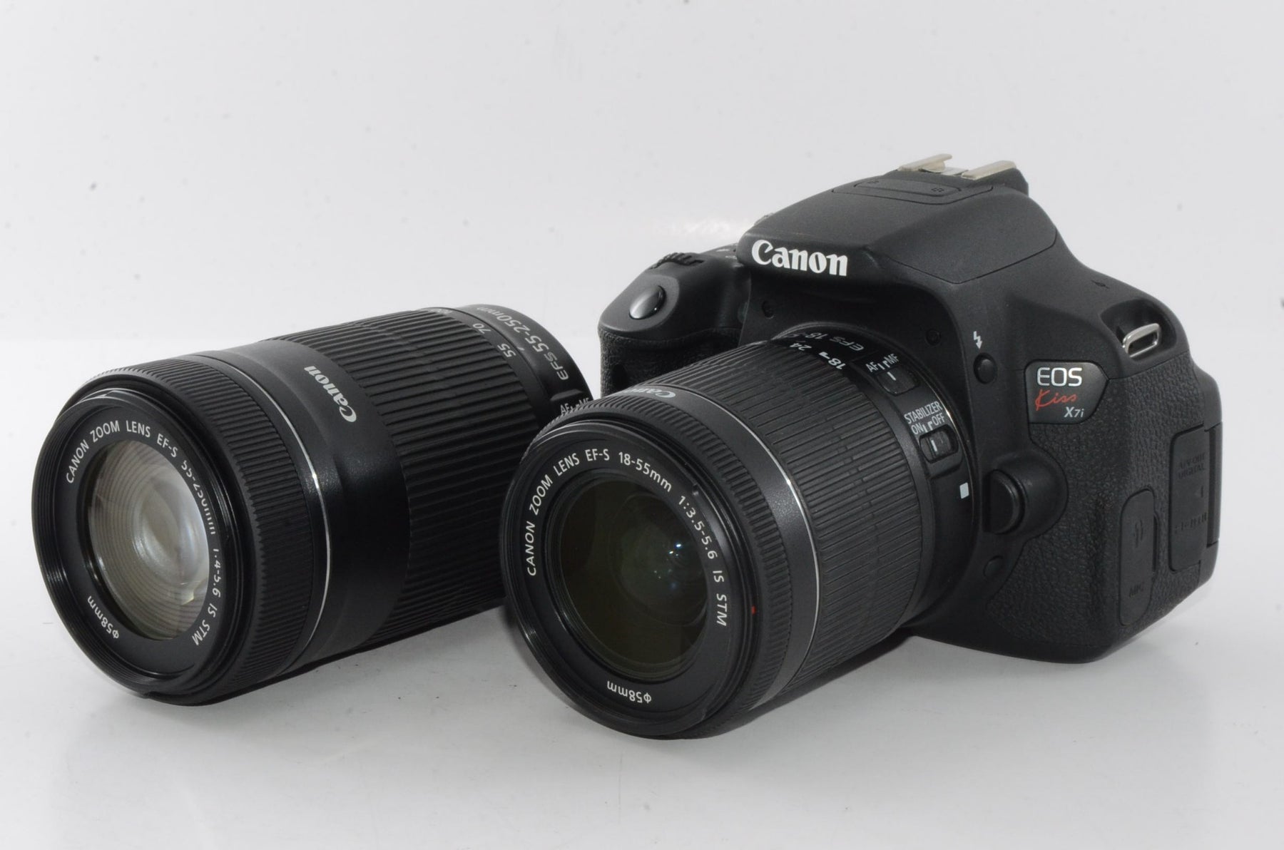 【外観並級】Canon デジタル一眼レフカメラ EOS Kiss X7i ダブルズームキット