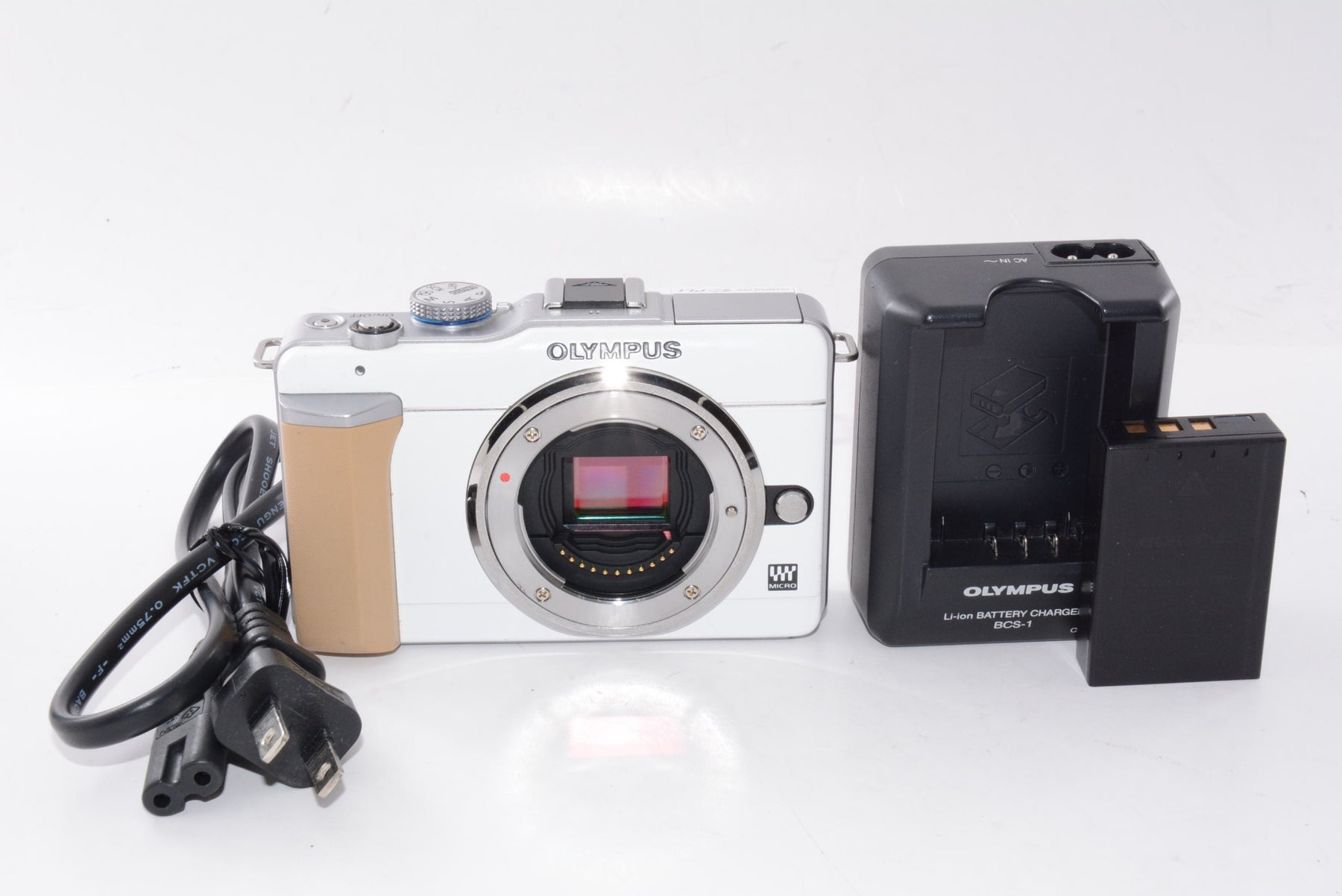 【外観並級】OLYMPUS ミラーレス一眼 PEN E-PL1ボディ ホワイト