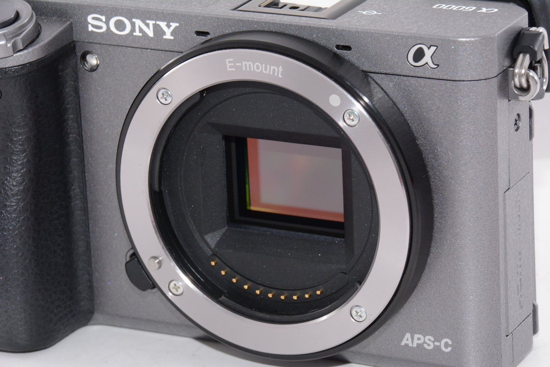 【外観特上級】ソニー ミラーレス一眼 α6000 ボディ グラファイトグレー ILCE-6000