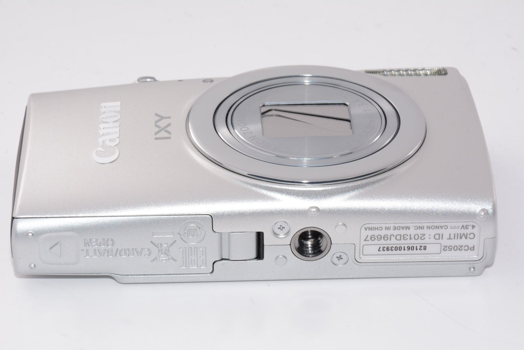 【外観特上級】Canon デジタルカメラ IXY 630 光学12倍ズーム シルバー IXY630(SL)