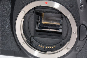 【外観特上級】Canon デジタル一眼レフカメラ EOS 7D ボディ EOS7D