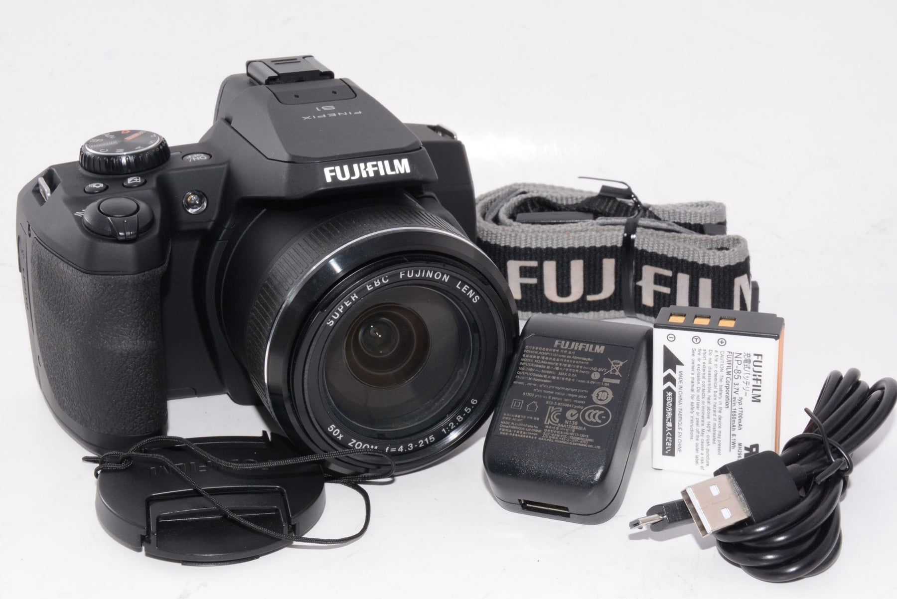【外観特上級】FUJIFILM コンパクトデジタルカメラ S1 ブラック