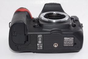 【外観特上級】Nikon デジタル一眼レフカメラ D300