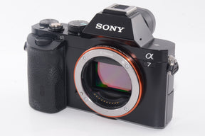 【外観並級】ソニー SONY ミラーレス一眼 α7 ボディ ILCE-7