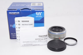 【外観特上級】OLYMPUS パンケーキレンズ M.ZUIKO DIGITAL 17mm F2.8 シルバー