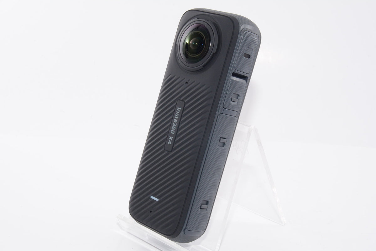 【外観特上級】Insta360 X4-8K防水360度アクションカメラ、4K広角動画、見えない自撮り棒効果、着脱式レンズガード、135分の連続撮影可能なバッテリー、AI編集、手ブレ補正、スポーツ／旅行／アウトドア向け