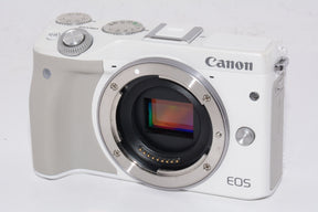 【外観特上級】Canon ミラーレス一眼カメラ EOS M3 ボディ(ホワイト) EOSM3WH-BODY