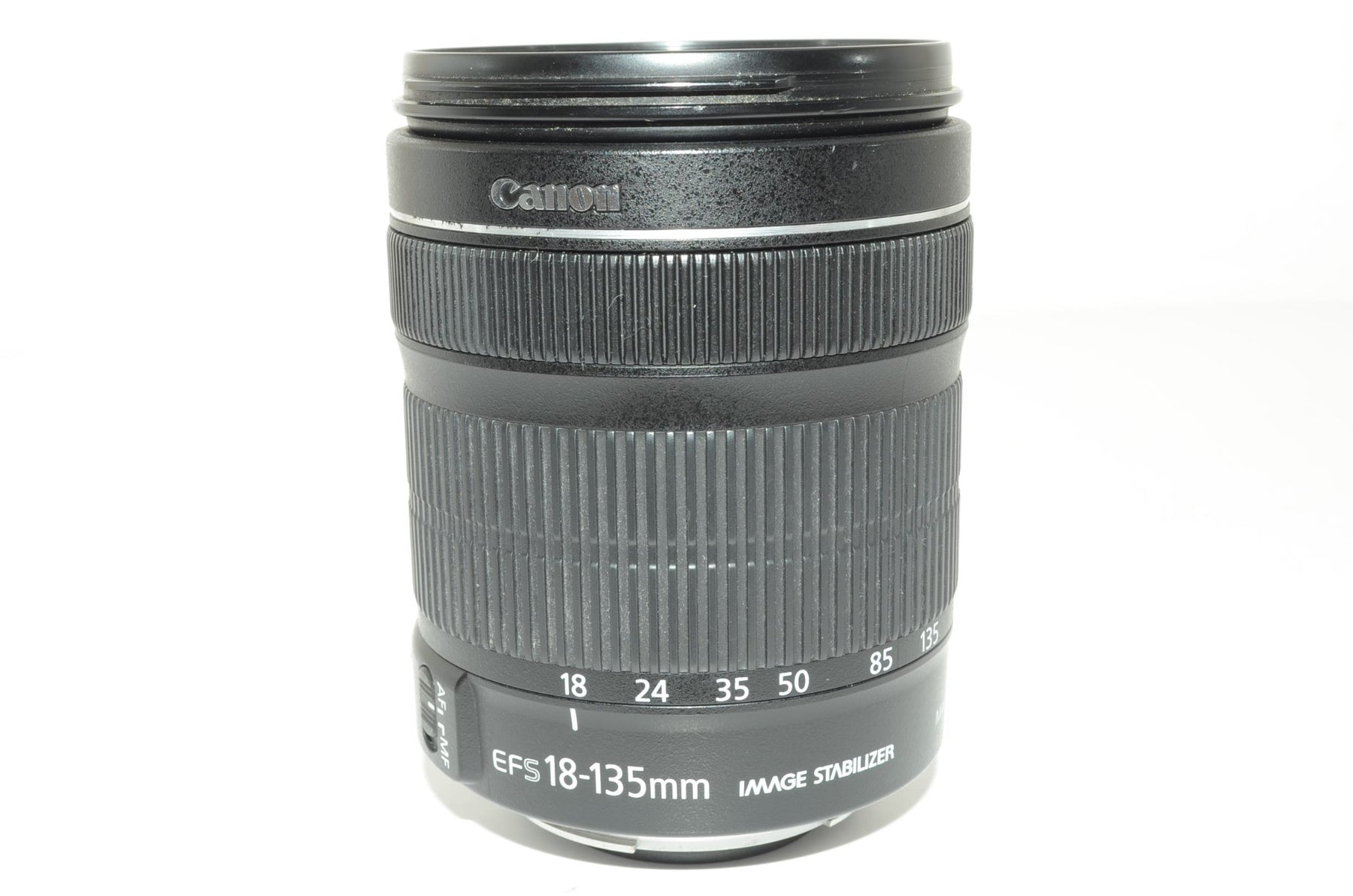 【外観特上級】Canon 標準ズームレンズ EF-S18-135mm F3.5-5.6 IS STM