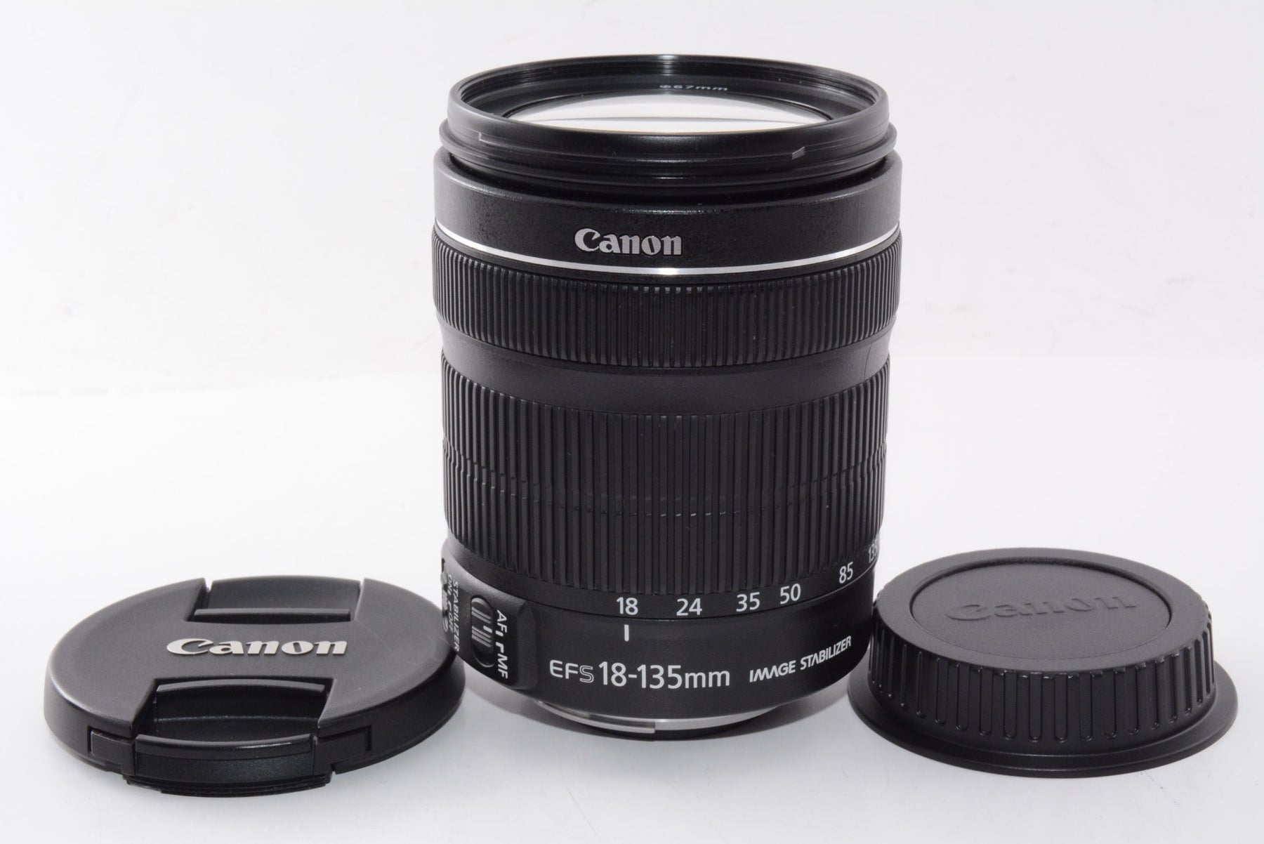 【外観特上級】Canon 標準ズームレンズ EF-S18-135mm F3.5-5.6 IS STM