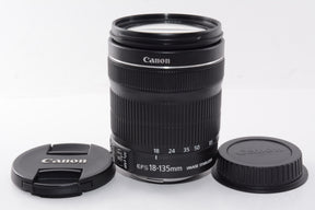 【外観特上級】Canon 標準ズームレンズ EF-S18-135mm F3.5-5.6 IS STM