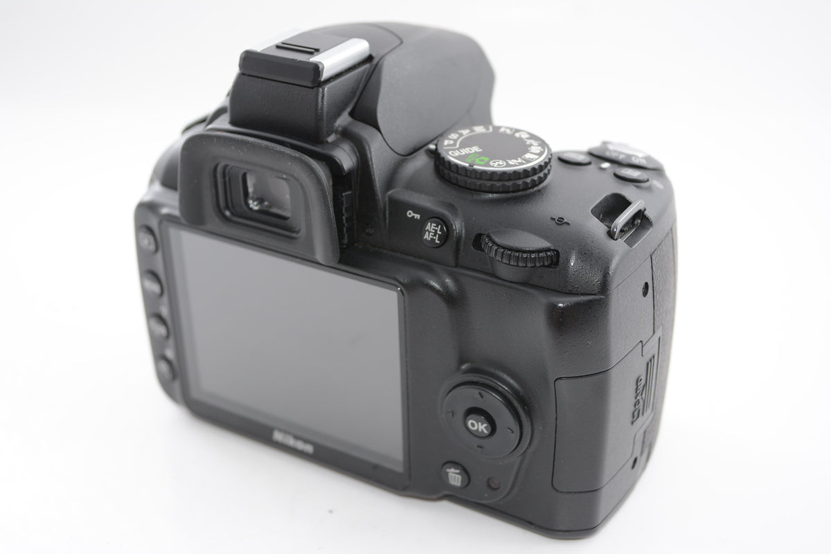 【外観並級】Nikon デジタル一眼レフカメラ D3000 ボディ