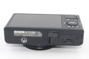 【外観特上級】FUJIFILM デジタルカメラ XQ1 ブラック F FX-XQ1 B