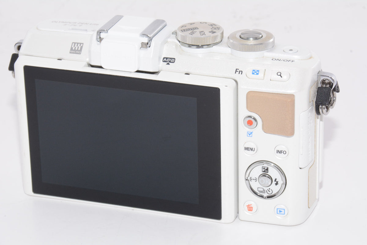 【外観特上級】OLYMPUS PEN E-PL7 ボディ ホワイト ミラーレス一眼 PEN E-PL7 BODY WHT