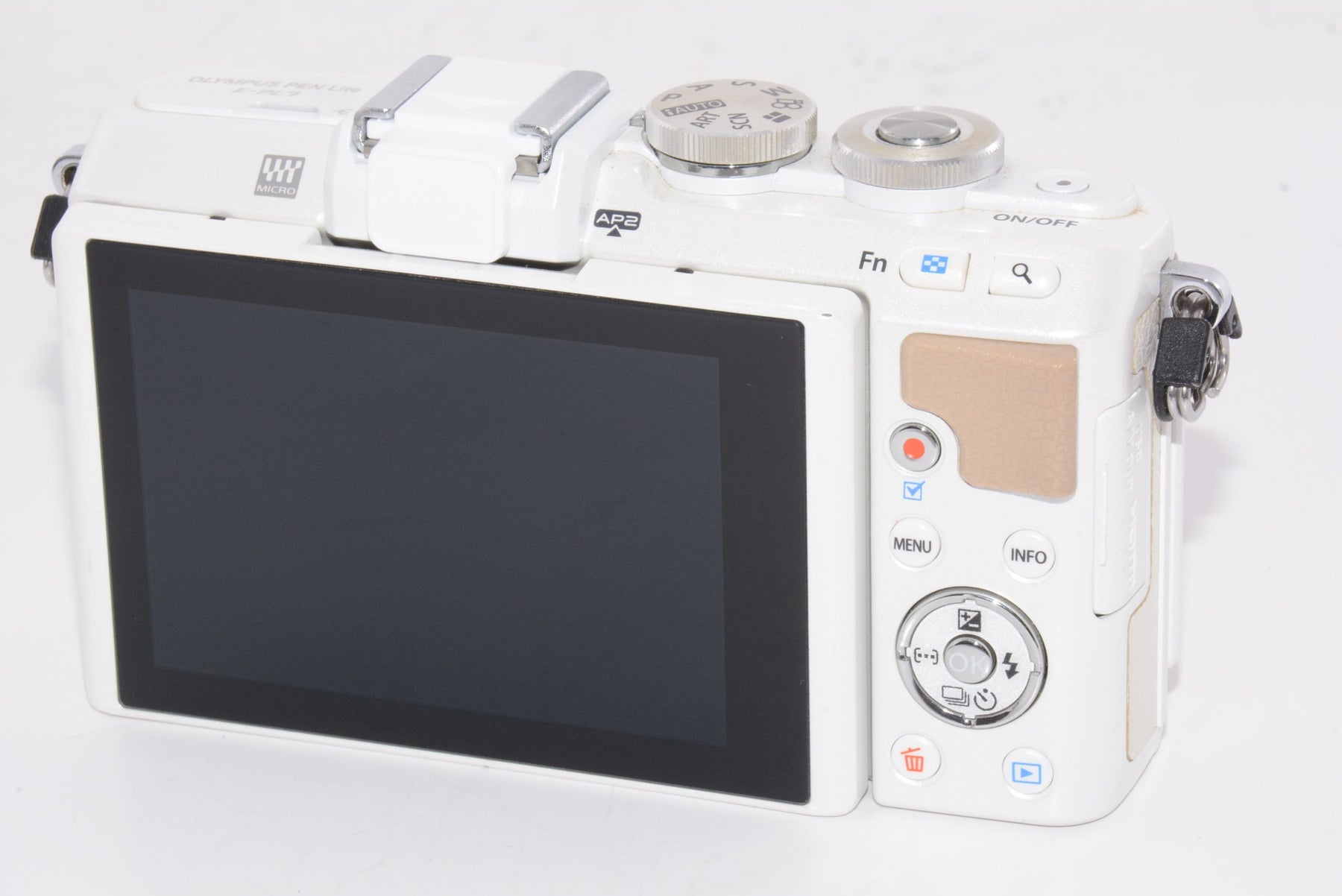 【外観特上級】OLYMPUS PEN E-PL7 ボディ ホワイト ミラーレス一眼 PEN E-PL7 BODY WHT