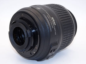 【外観特上級】Nikon 標準ズームレンズ AF-S DX NIKKOR 18-55mm f3.5-5.6G VR