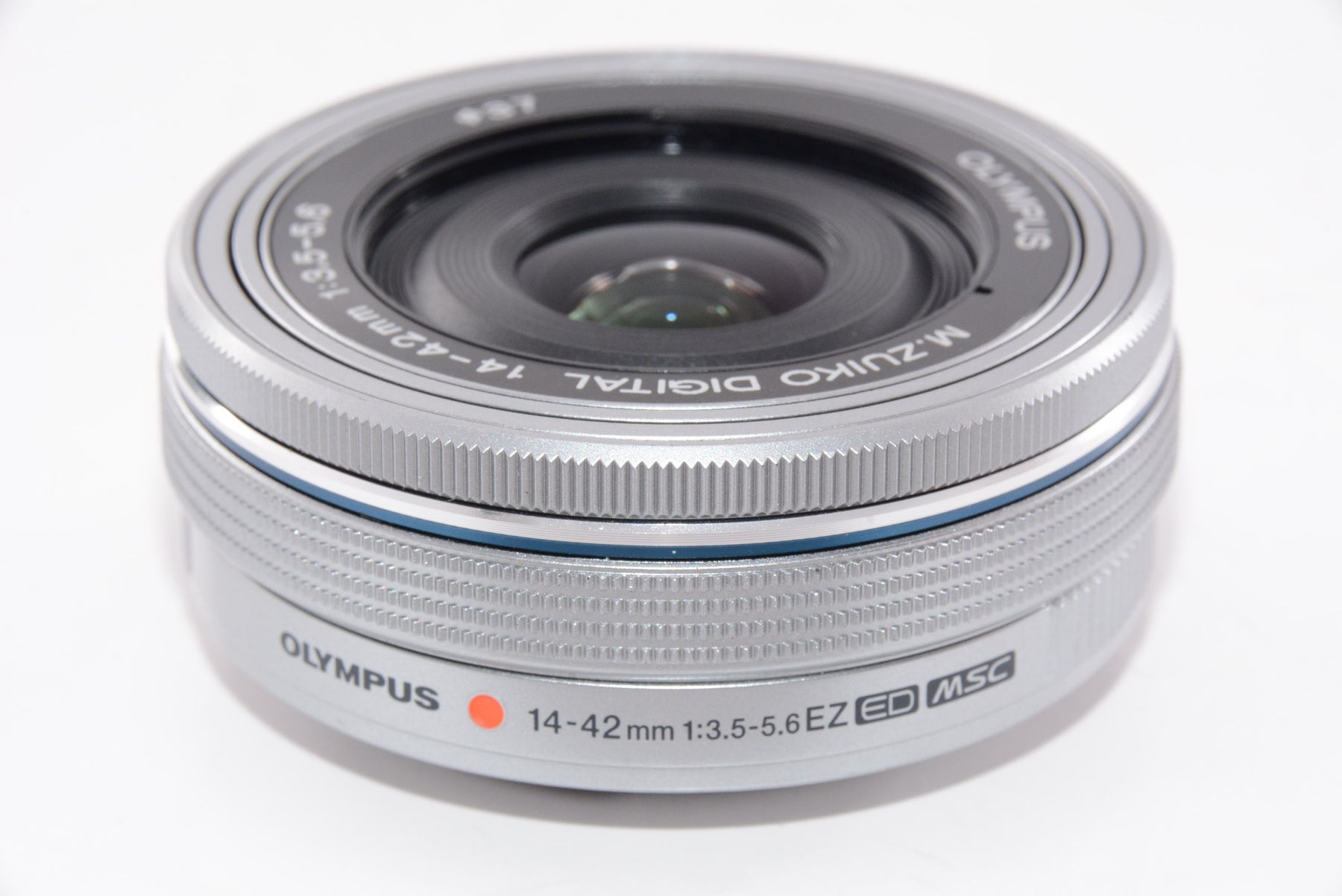 【外観特上級】OLYMPUS M.ZUIKO DIGITAL ED 14-42mm F3.5-5.6 EZ SLV