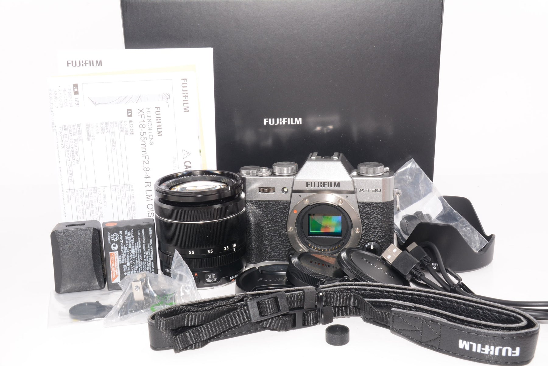 【外観特上級】FUJIFILM ミラーレス一眼カメラ X-T30レンズキット シルバー X-T30LK-S