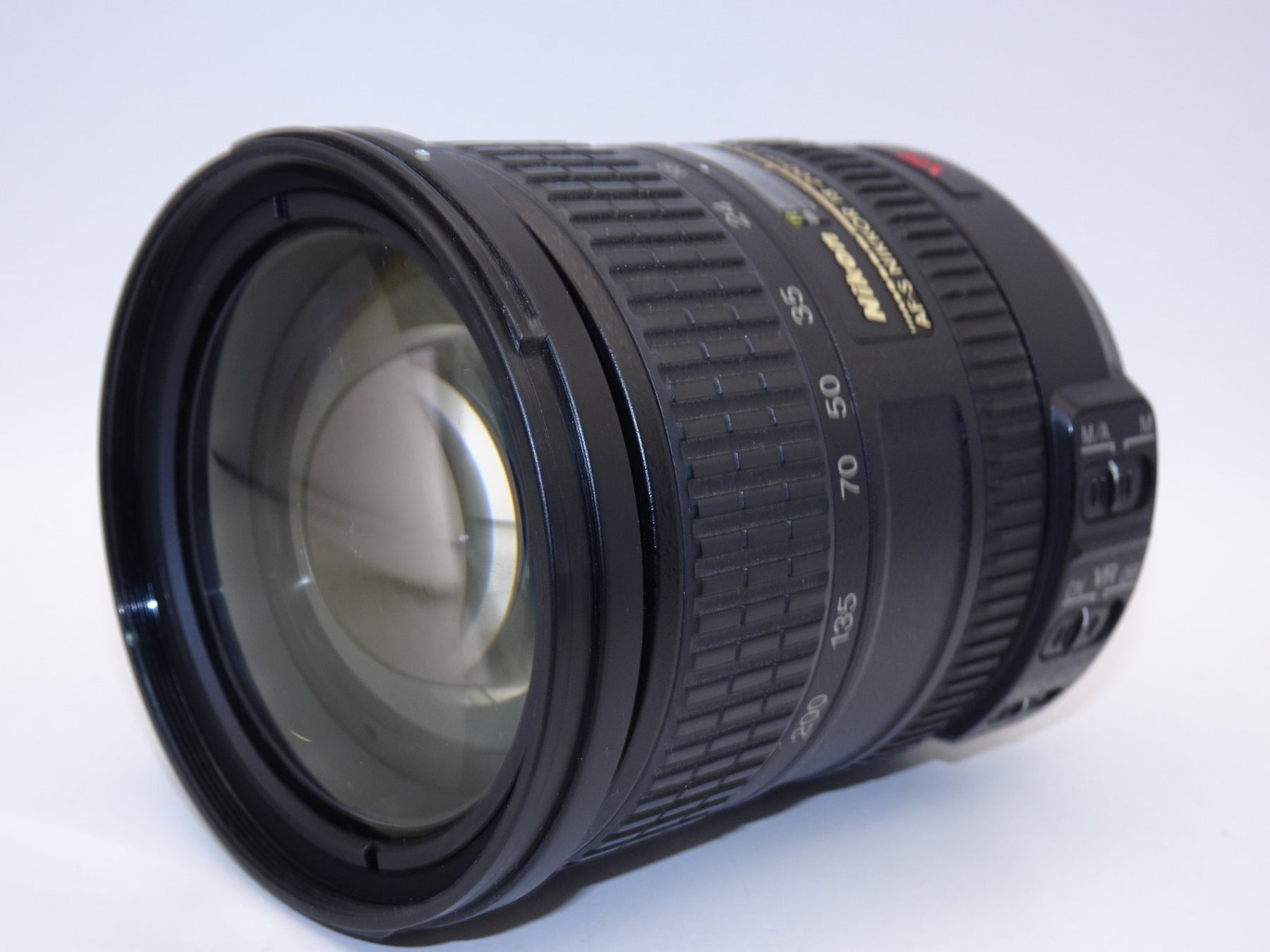 【外観特上級】Nikon AF-S DX VR Zoom Nikkor ED18-200mm F3.5-5.6G(IF)