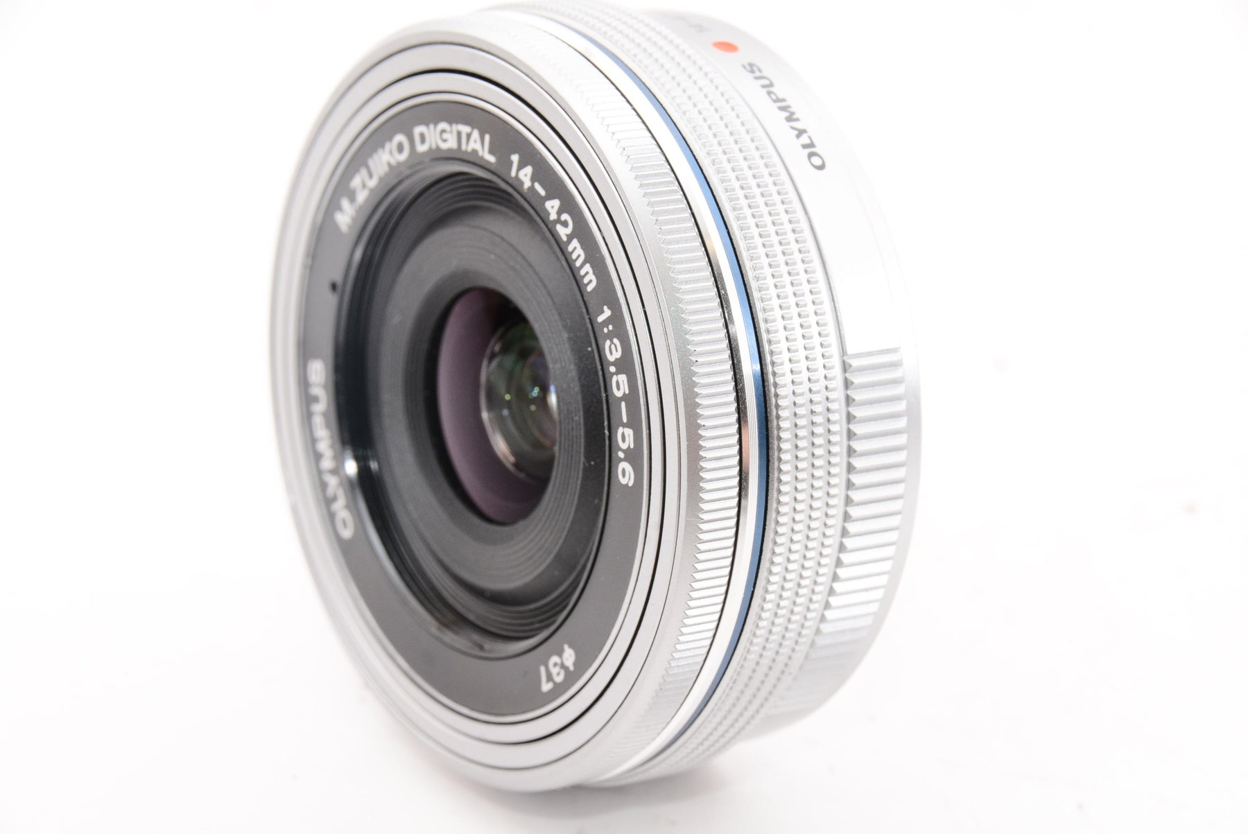 【外観特上級】OLYMPUS 電動式パンケーキズームレンズ M.ZUIKO DIGITAL ED 14-42mm F3.5-5.6 EZ SLV