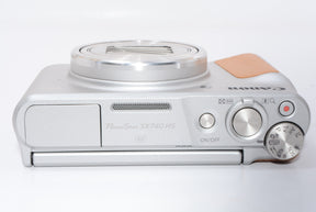 【ほぼ新品】Canon コンパクトデジタルカメラ PowerShot SX740 HS シルバー