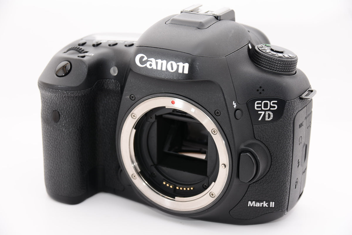 【外観特上級】Canon デジタル一眼レフカメラ EOS 7D Mark IIボディ EOS7DMK2