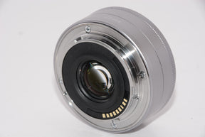 【外観特上級】Canon 単焦点広角レンズ EF-M22mm F2 STM シルバー ミラーレス一眼対応 EF-M222STMSL