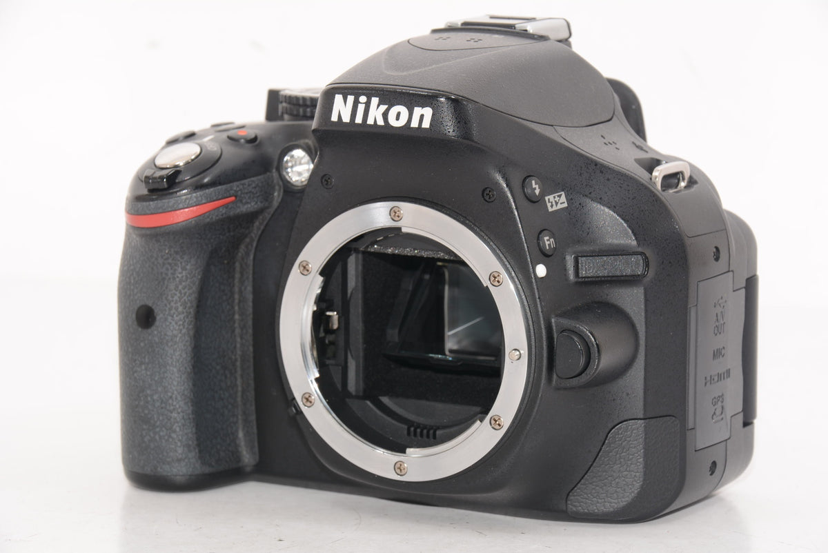 【外観特上級】Nikon デジタル一眼レフカメラ D5200 ボディー ブラック D5200BK