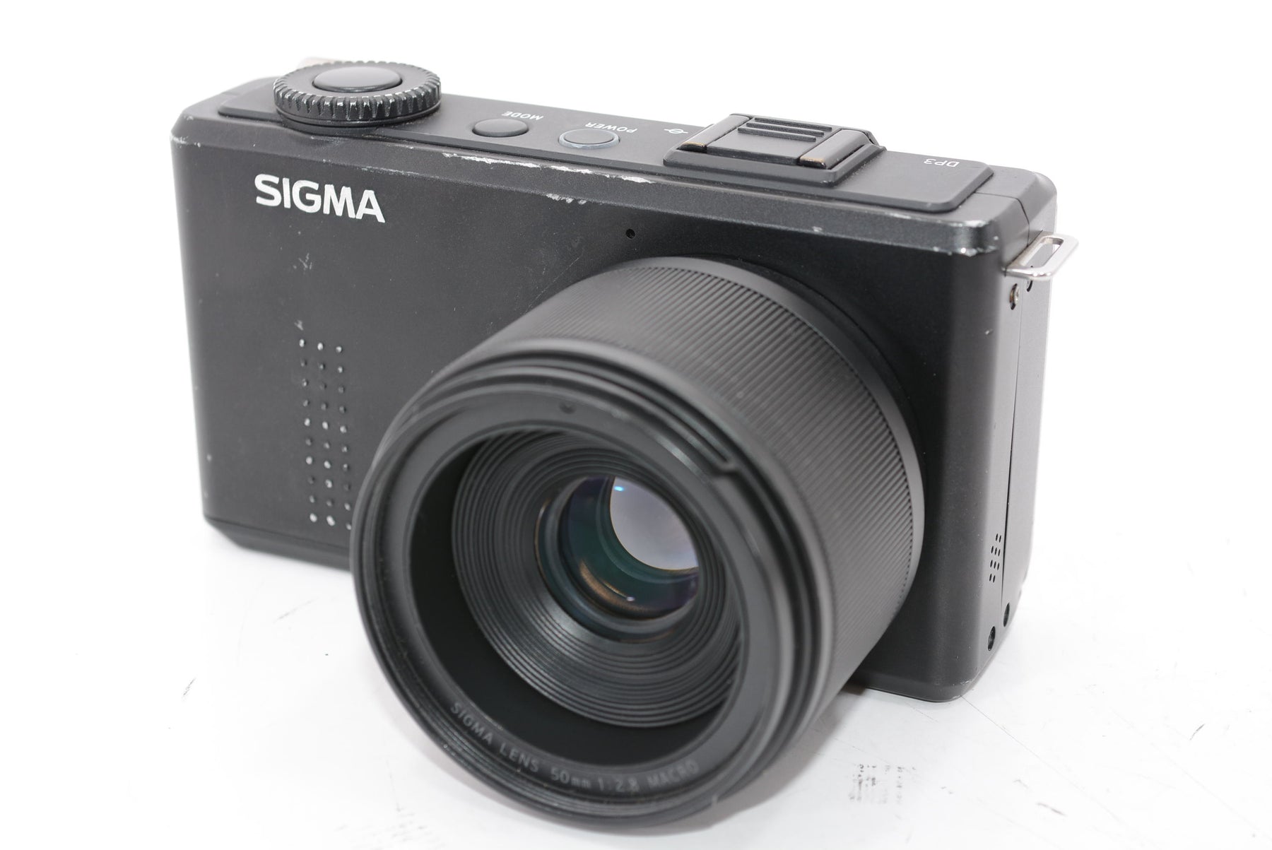 【オススメ】SIGMA デジタルカメラ DP3Merrill 4,600万画素 FoveonX3ダイレクトイメージセンサー(APS-C)搭載 929558