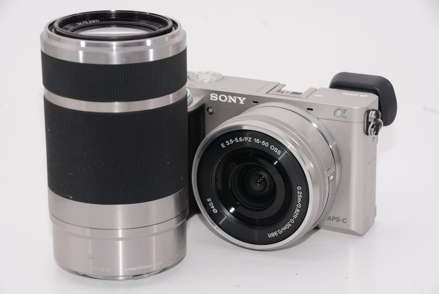 【外観特上級】SONY ミラーレス一眼 α6000 ダブルズームレンズキット E PZ 16-50mm F3.5-5.6 OSS + E 55-210mm F4.5-6.3 OSS シルバー ILCE-6000Y S