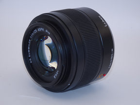 【外観特上級】パナソニック 標準単焦点レンズ マイクロフォーサーズ用 ルミックス LEICA DG SUMMILUX 25mm/F1.4 II ASPH. ブラック H-XA025