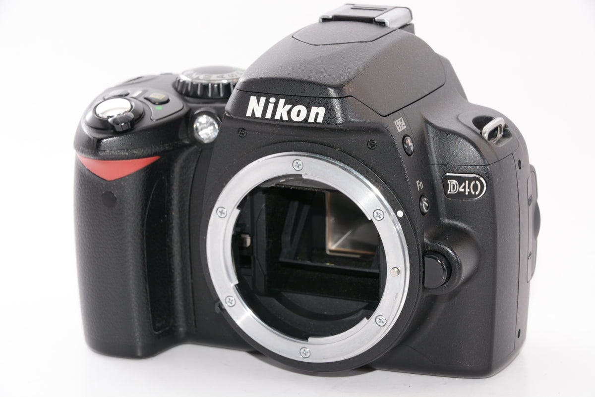 【外観特上級】Nikon デジタル一眼レフカメラ D40 ブラック ボディ D40B