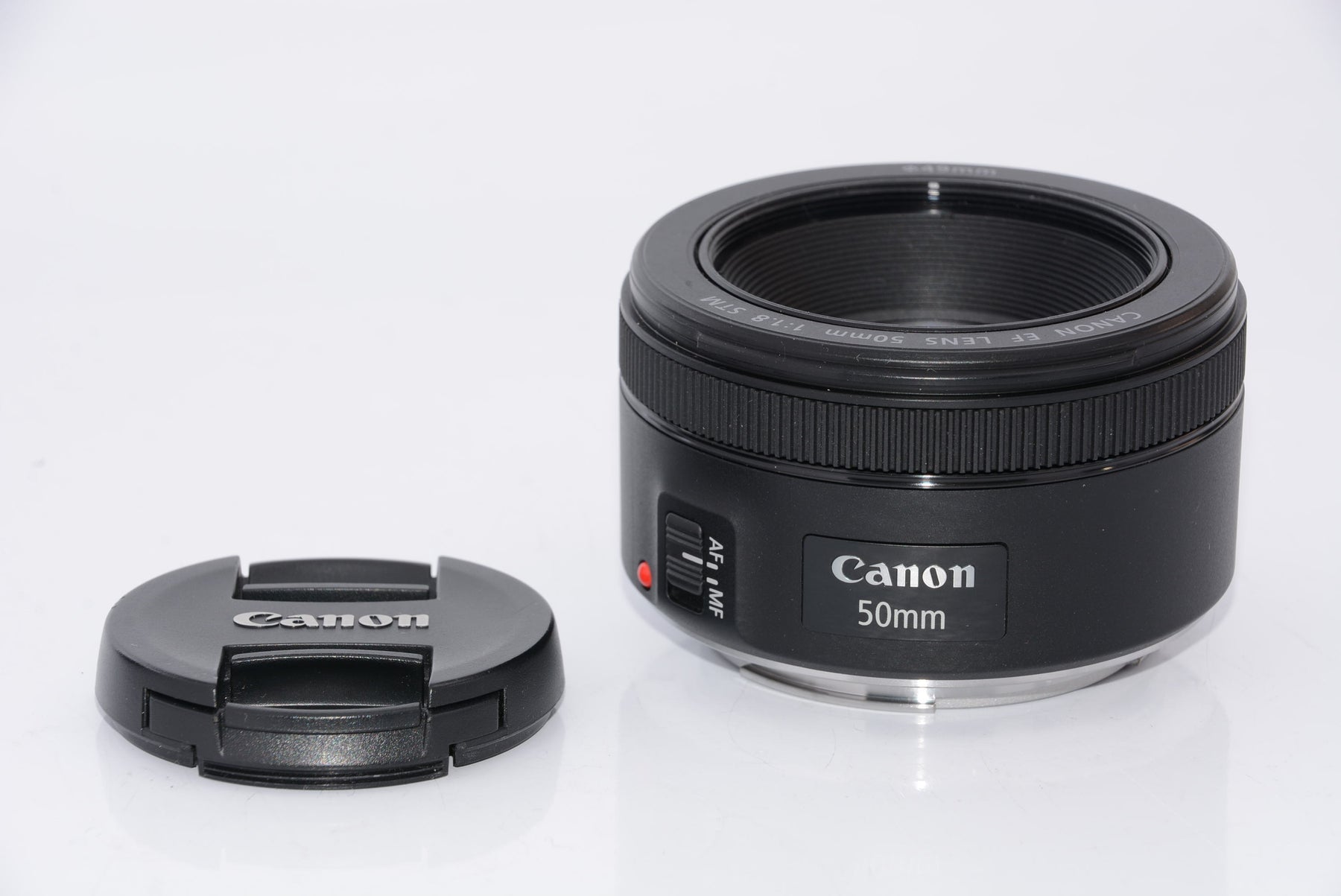 【外観特上級】Canon 単焦点レンズ EF50mm F1.8 STM フルサイズ対応 EF5018STM