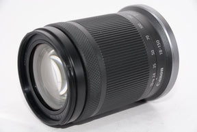 【ほぼ新品】Canon キヤノン ミラーレス一眼 ビデオログカメラ EOS R10 RF-S18-150mm F3.5-6.3 is STMレンズキット 24.2MP 4K動画 DIGIC X Image Processor搭載 高速撮影 被写体追跡 コンパクト コンテンツクリエイター向け ブラック