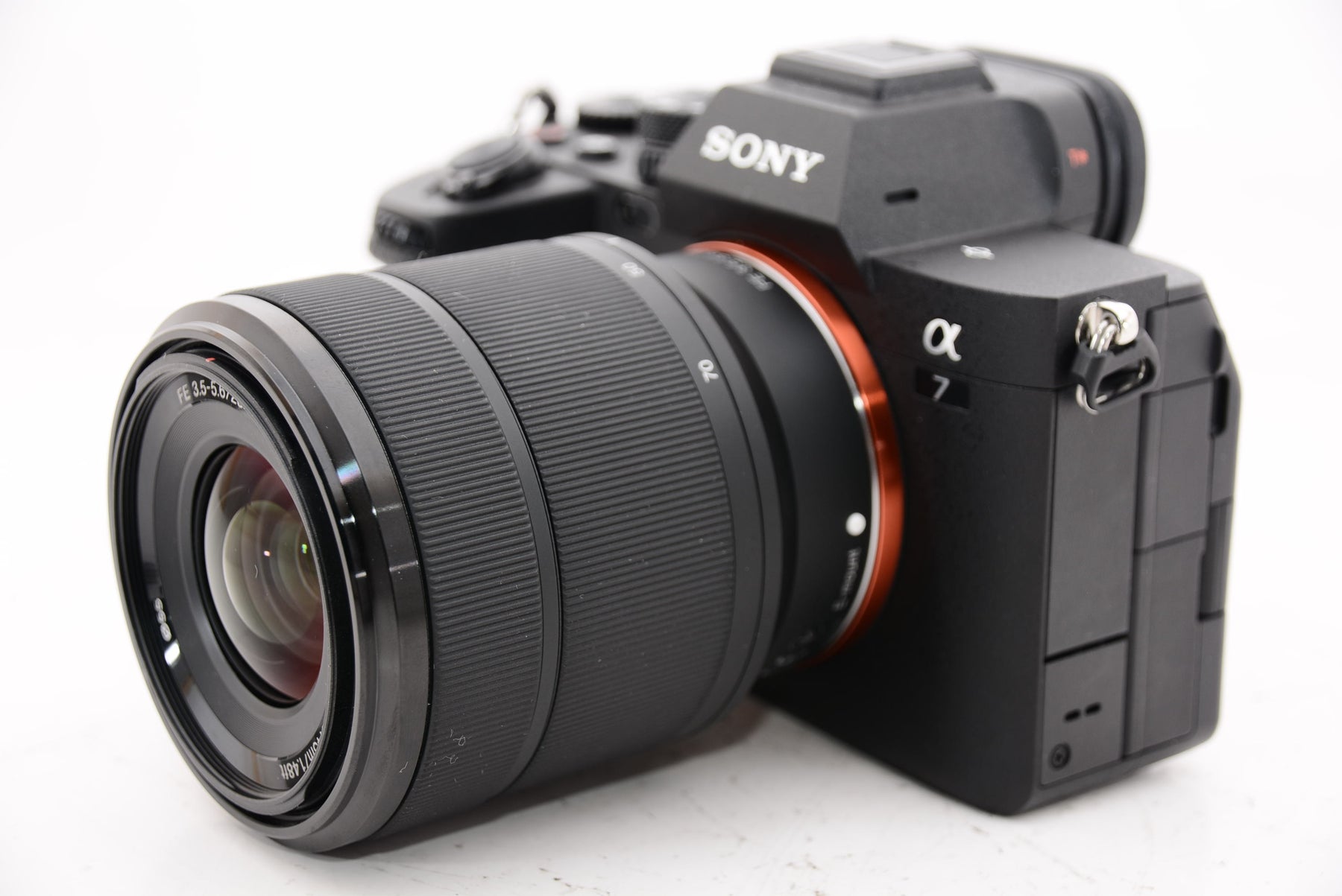 SONY ILCE-7 α7 FE 28-70mm F3.5-5.6 OSSZVE1