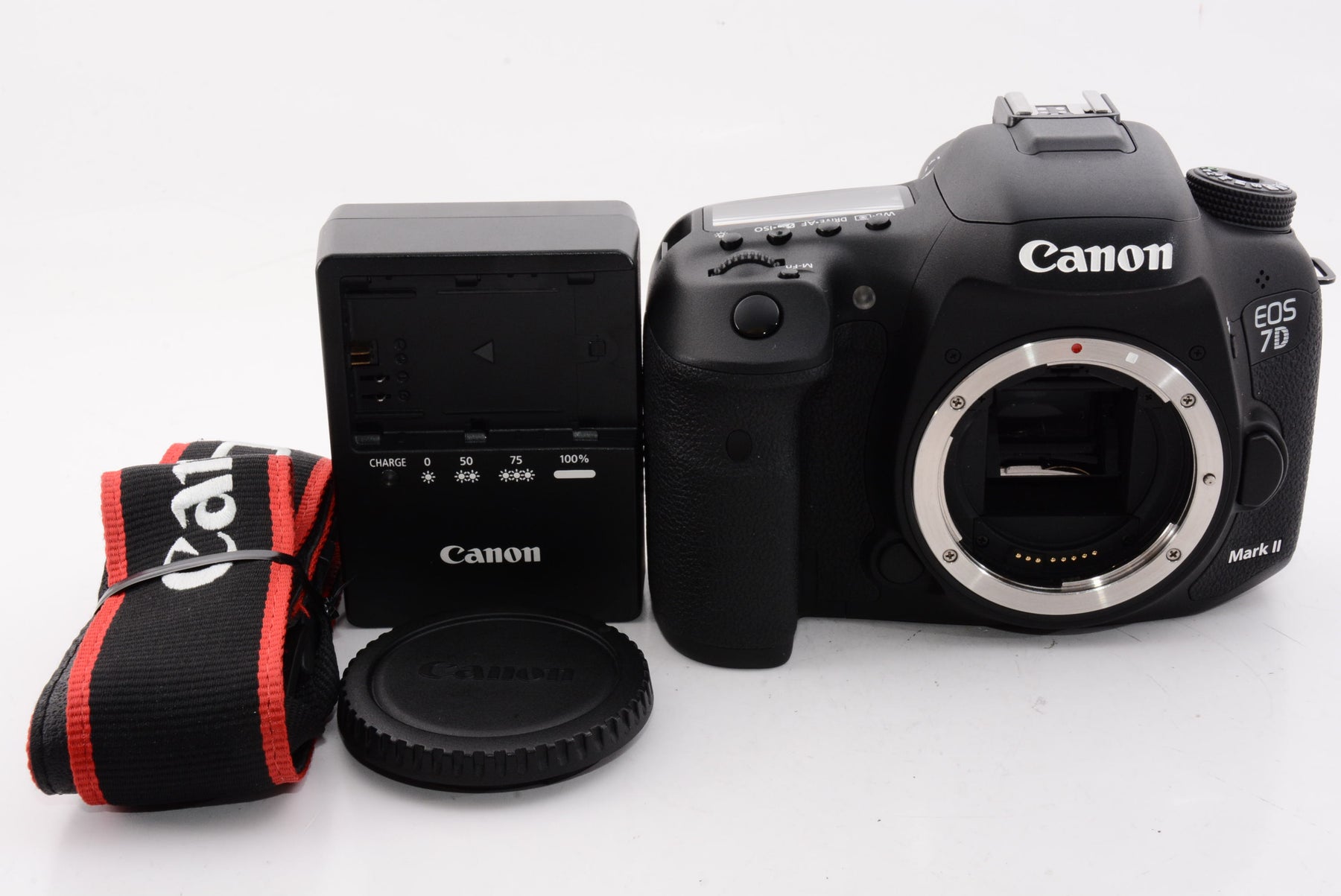 【オススメ】Canon デジタル一眼レフカメラ EOS 7D Mark IIボディ EOS7DMK2