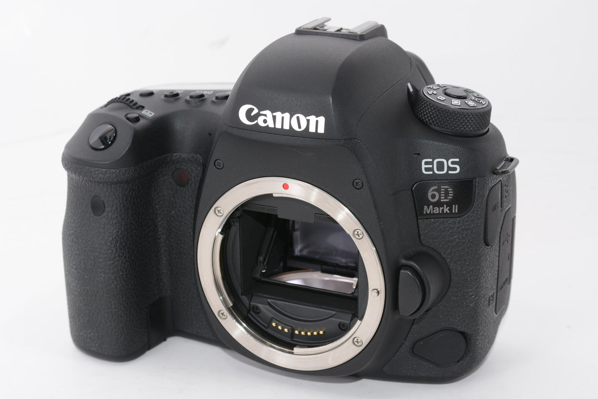 【外観特上級】Canon デジタル一眼レフカメラ EOS 6D Mark II ボディー EOS6DMK2