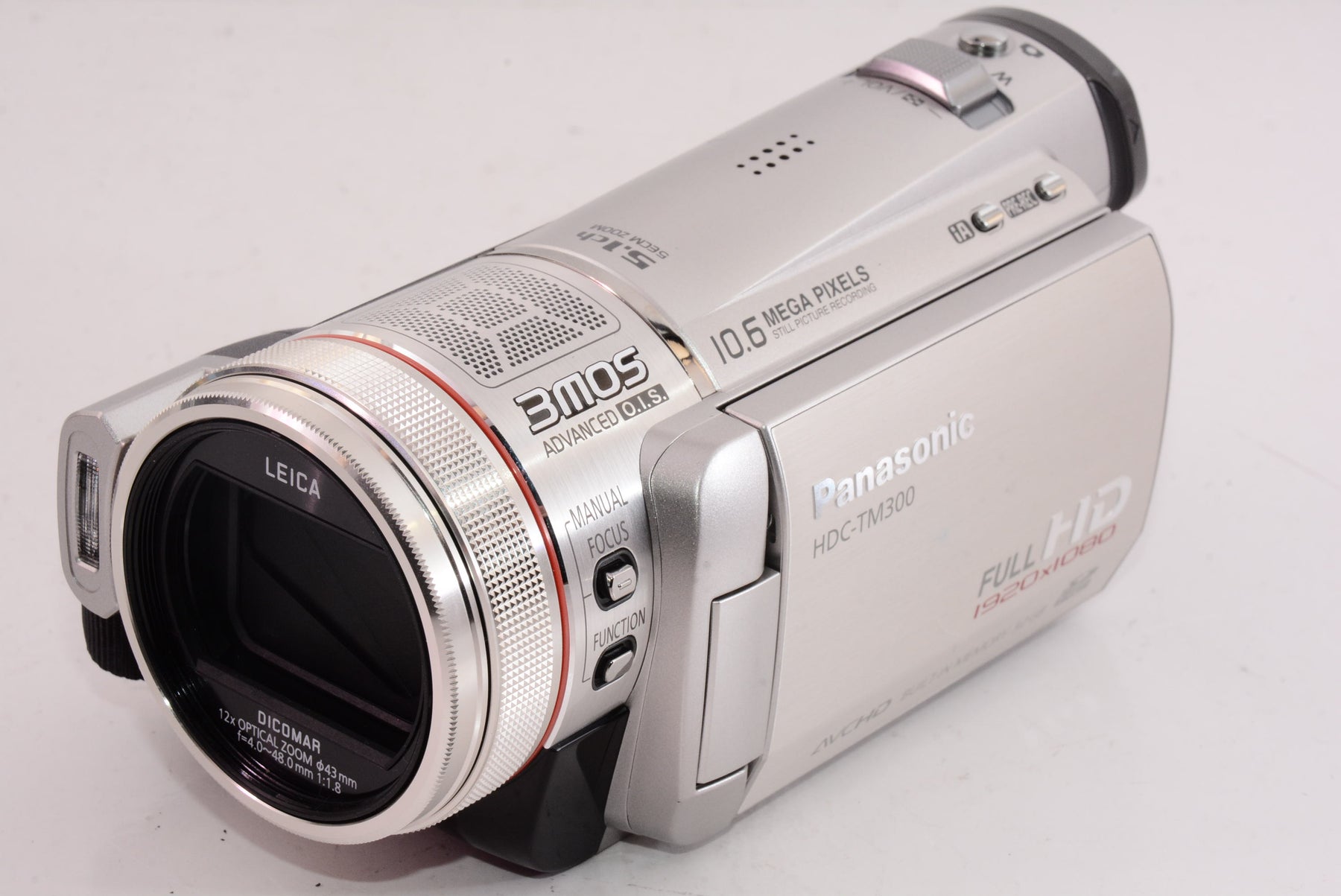 パナソニック Panasonic HDC-TM30 デジタルハイビジョンビデオカメラ 