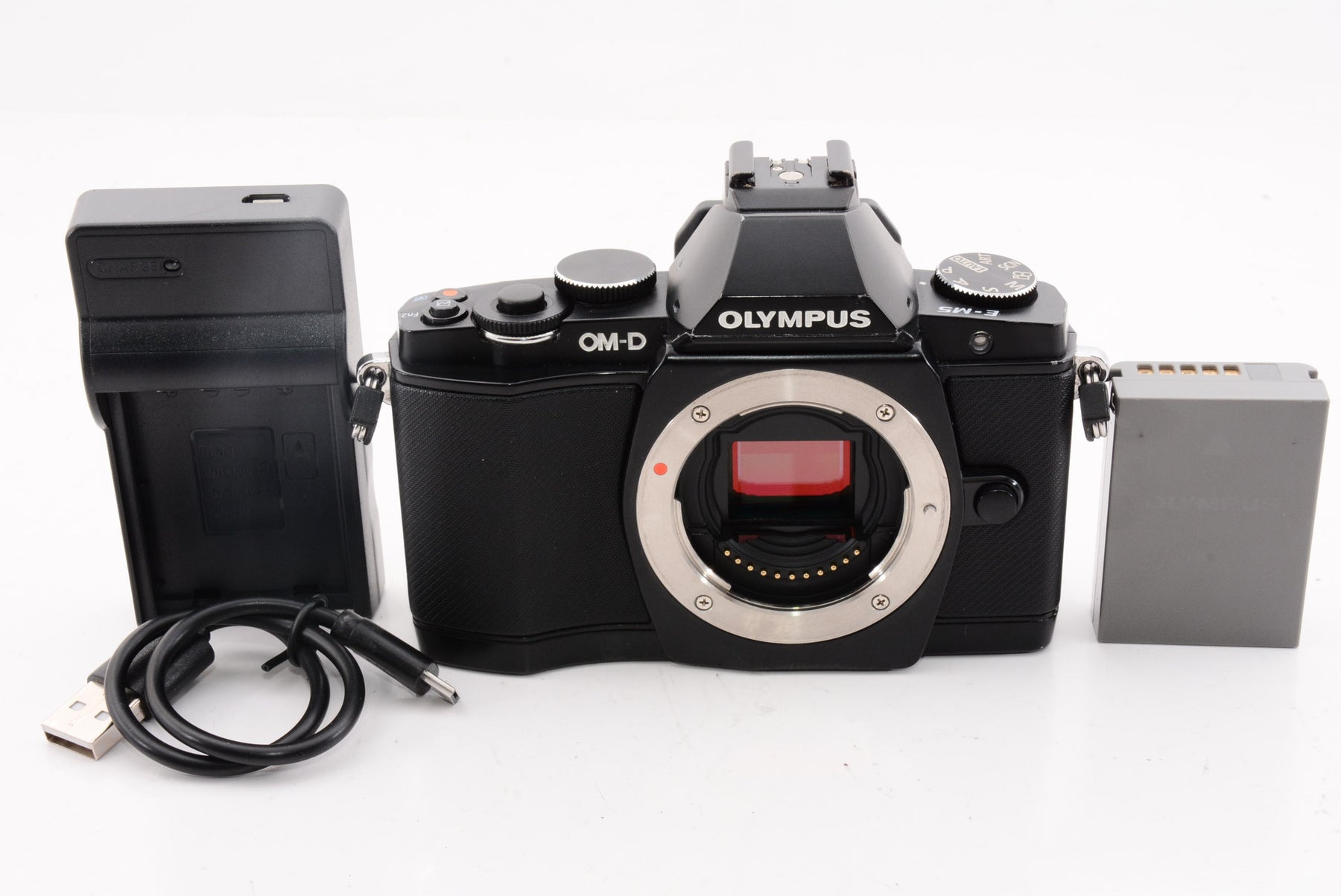 【オススメ】OLYMPUS ミラーレス一眼 OM-D E-M5 ボディ ブラック 1605万画素 防塵 防滴 OM-D E-M5 BODY BLK