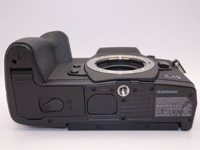 【ほぼ新品】OLYMPUS ミラーレス一眼カメラ OM-D E-M1 MarkIII ボディー ブラック
