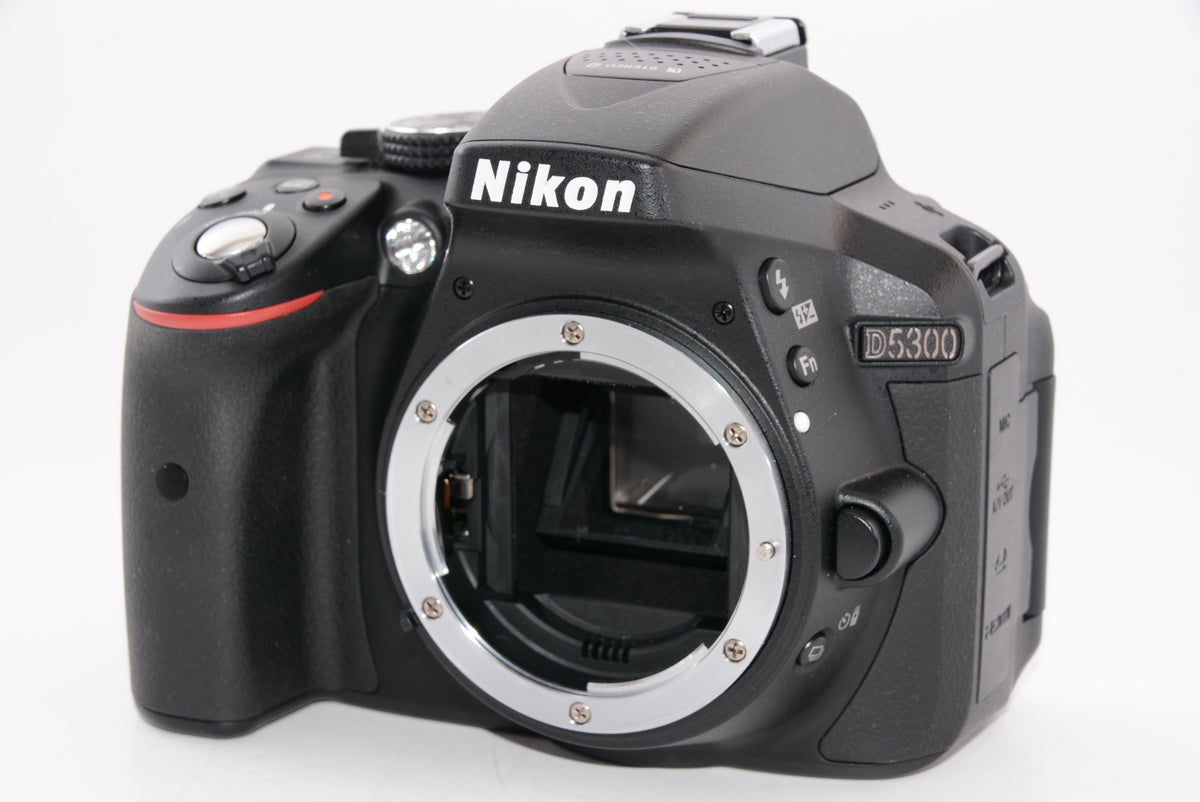 【外観特上級】Nikon デジタル一眼レフカメラ D5300 AF-P 18-55 VR レンズキット ブラック D5300LKP18-55