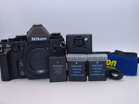【ほぼ新品】Nikon デジタル一眼レフカメラ Df ブラックDFBK