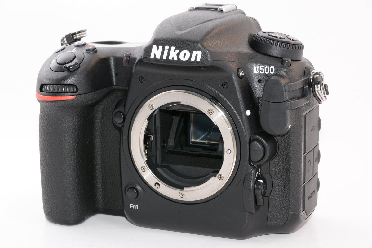 【外観特上級】Nikon デジタル一眼レフカメラ D500 レンズキット AF-S DX NIKKOR 16-80/2.8-4E ED VR D500LK16-80