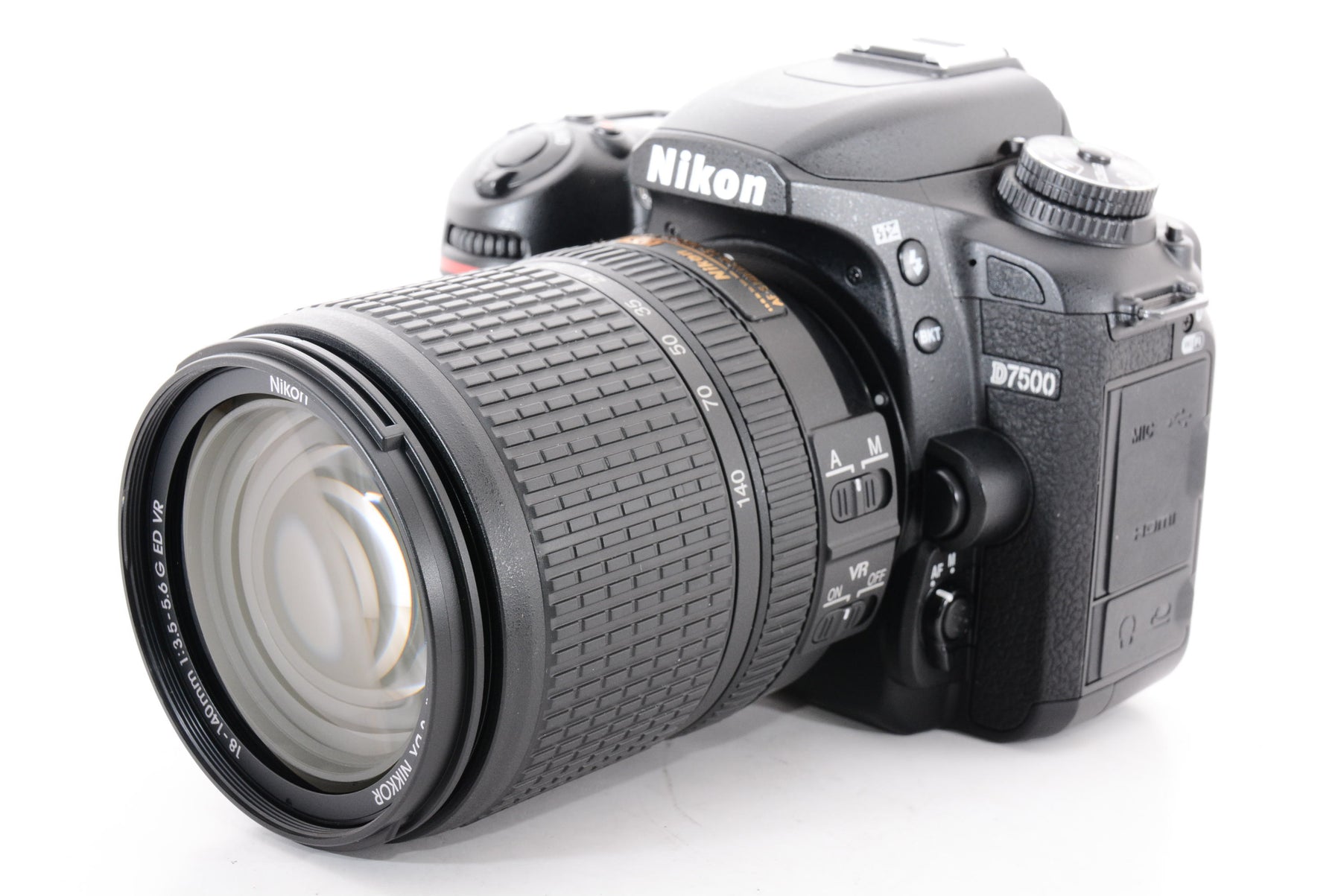 外観特上級】Nikon デジタル一眼レフカメラ D7500 18-140VR レンズキット D7500LK18-140
