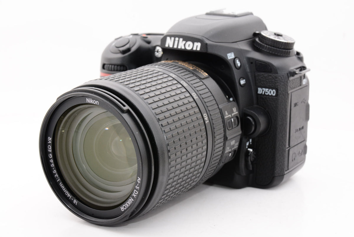 【外観特上級】Nikon デジタル一眼レフカメラ D7500 18-140VR レンズキット D7500LK18-140