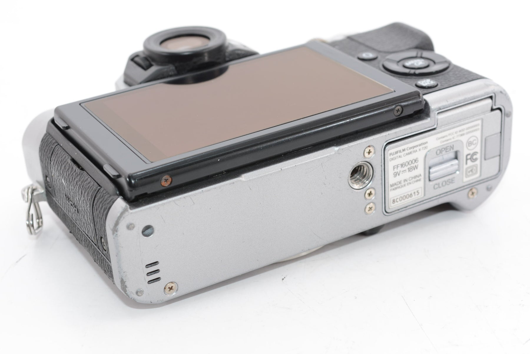 【外観並級】FUJIFILM ミラーレス一眼カメラ X-T20 レンズキットシルバー X-T20LK-S
