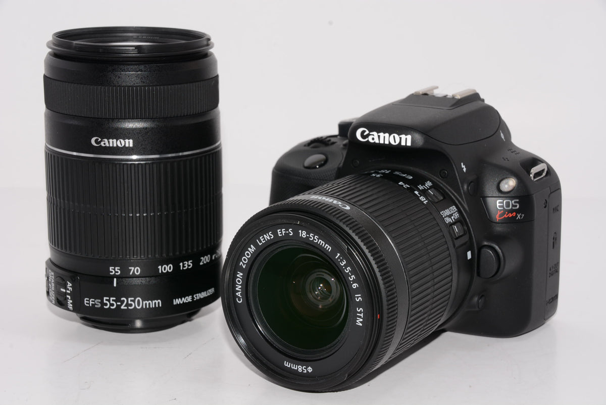 【外観特上級】Canon デジタル一眼レフカメラ EOS Kiss X7 ダブルズームキット EF-S18-55ｍｍ/EF-S55-250ｍｍ付属 KISSX7-WKIT