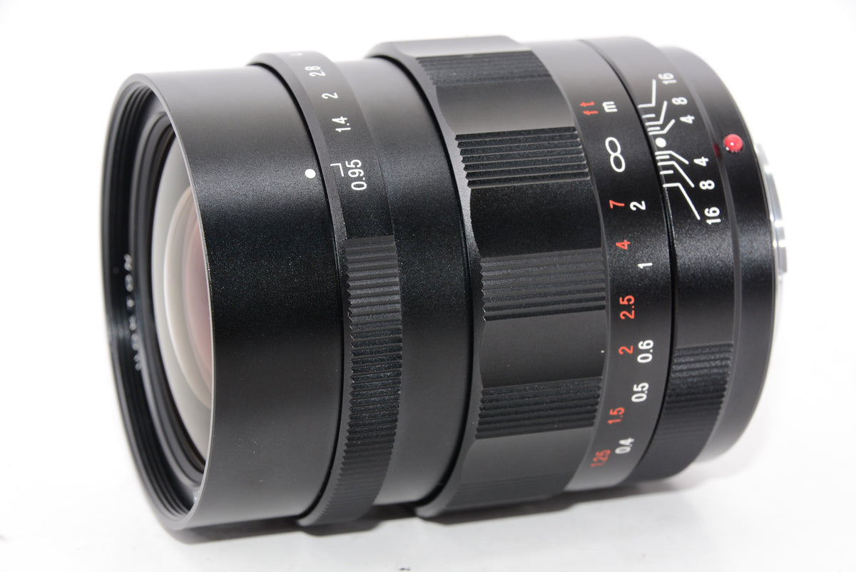 【外観特上級】VoightLander 単焦点広角レンズ NOKTON 25mm F0.95 Micro Four Thirds マイクロフォーサーズ対応 232013