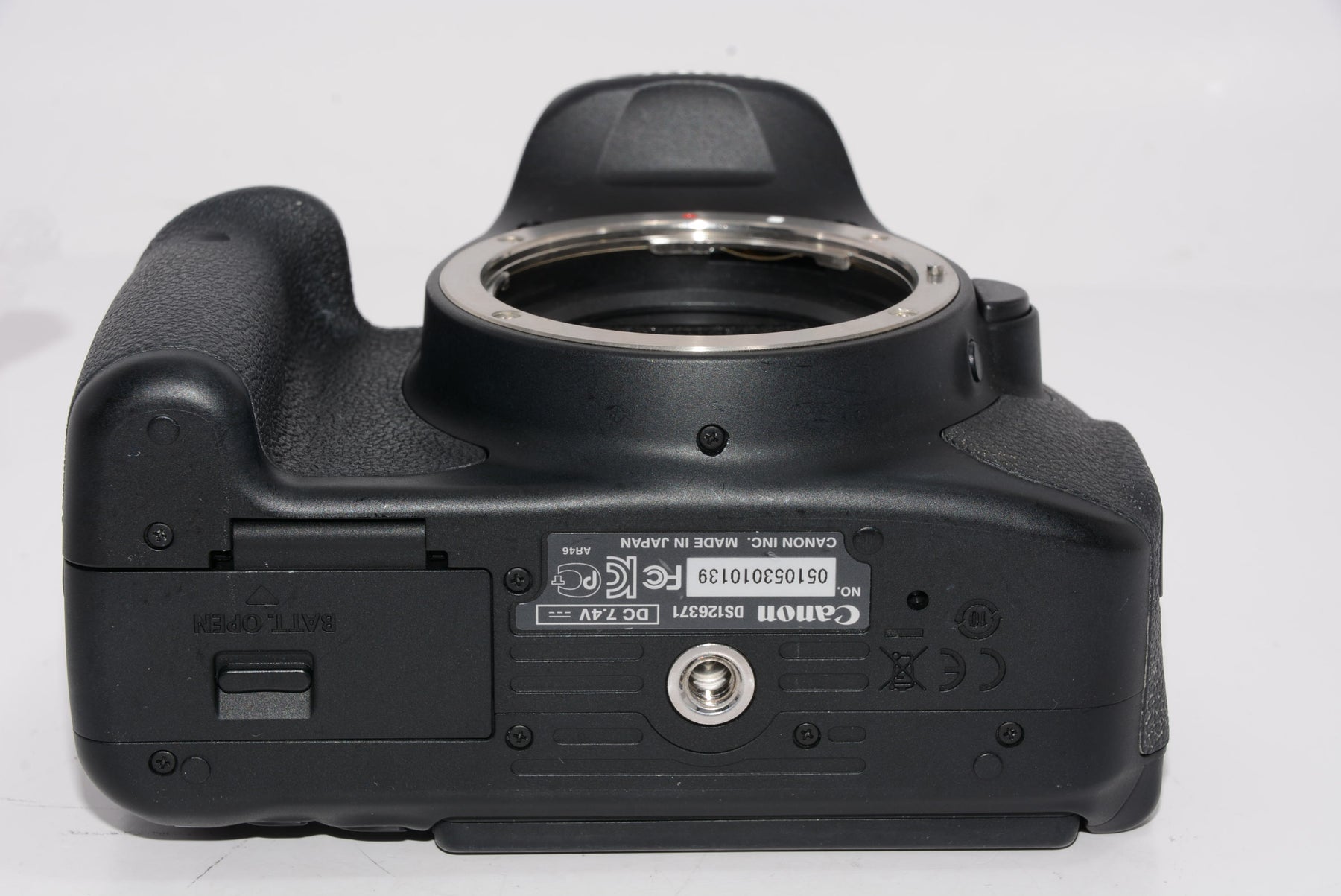 値下げ！EOS KISS X6i ボディ+SIGMA&Canon単焦点レンズ | chidori.co