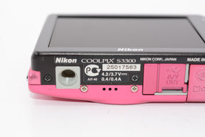 【外観特上級】Nikon デジタルカメラ COOLPIX (クールピクス) S3300 ストロベリーピンク S3300PK